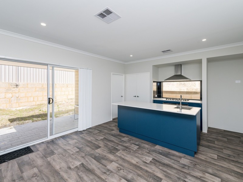 4 Seabass Chase, Two Rocks WA 6037