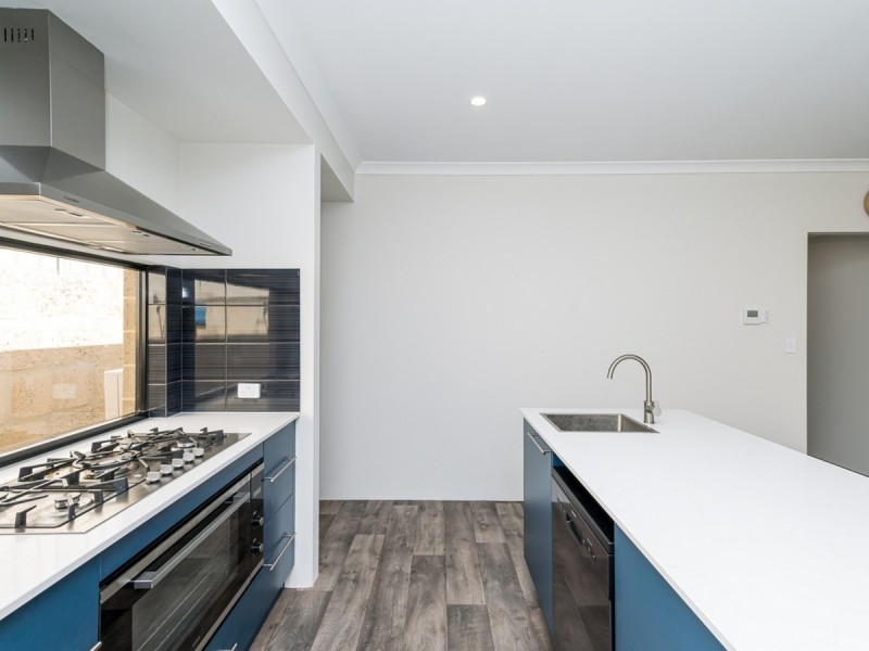 4 Seabass Chase, Two Rocks WA 6037