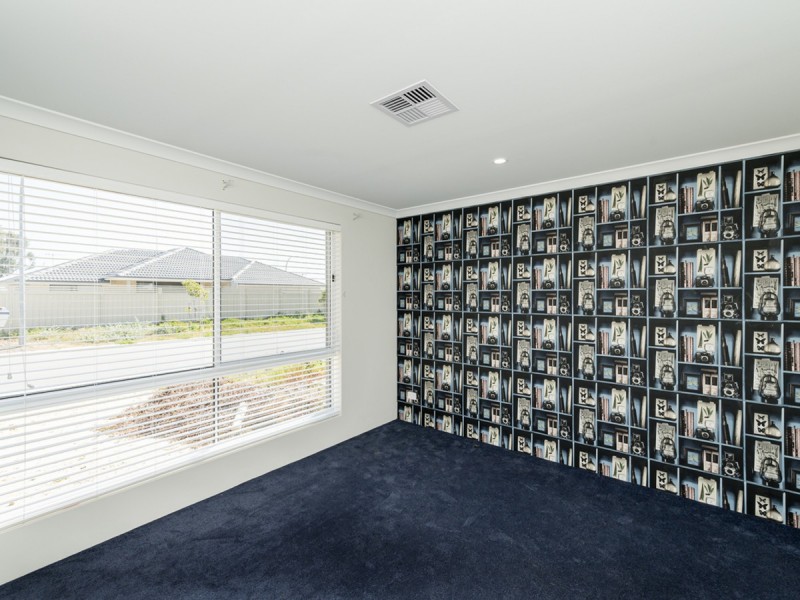 4 Seabass Chase, Two Rocks WA 6037