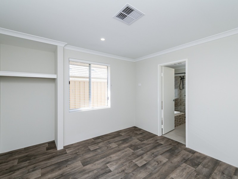 4 Seabass Chase, Two Rocks WA 6037