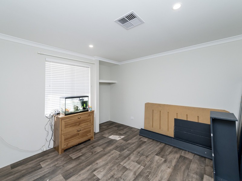 4 Seabass Chase, Two Rocks WA 6037