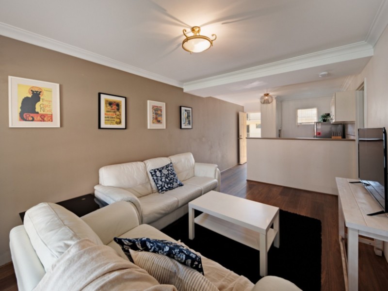 27/22 Nile Street, East Perth WA 6004