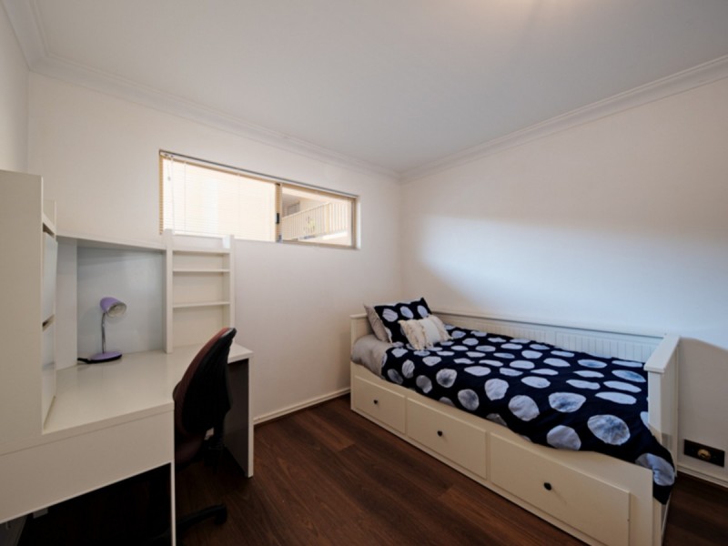 27/22 Nile Street, East Perth WA 6004