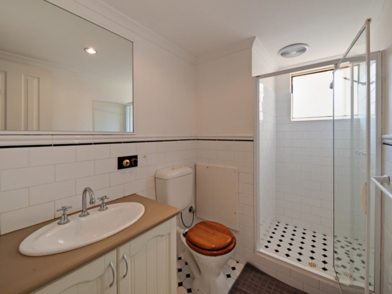 27/22 Nile Street, East Perth WA 6004