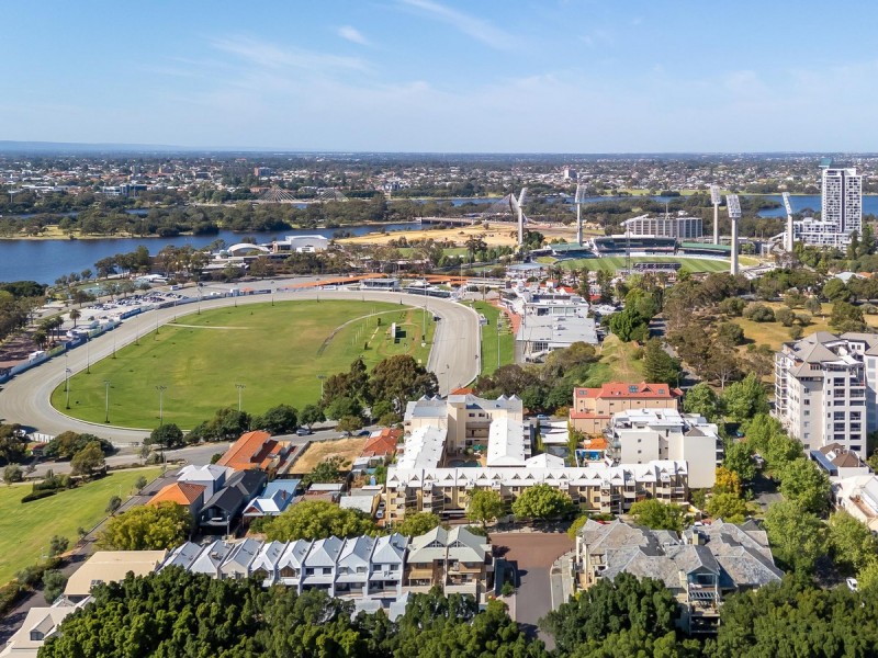 27/22 Nile Street, East Perth WA 6004