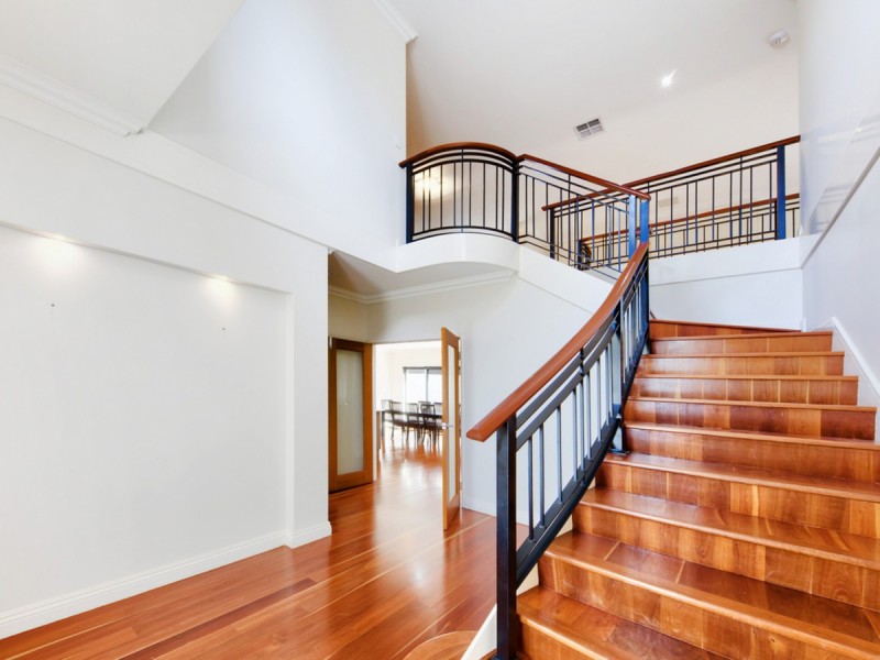 72 Moulden Avenue, Yokine WA 6060