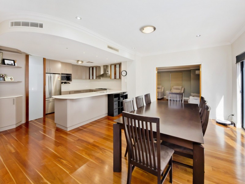 72 Moulden Avenue, Yokine WA 6060