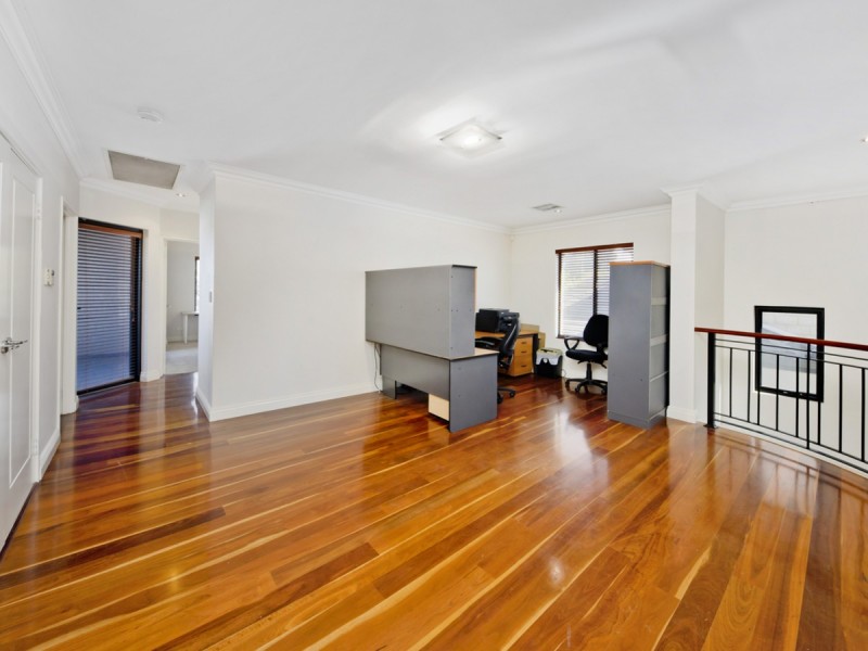 72 Moulden Avenue, Yokine WA 6060