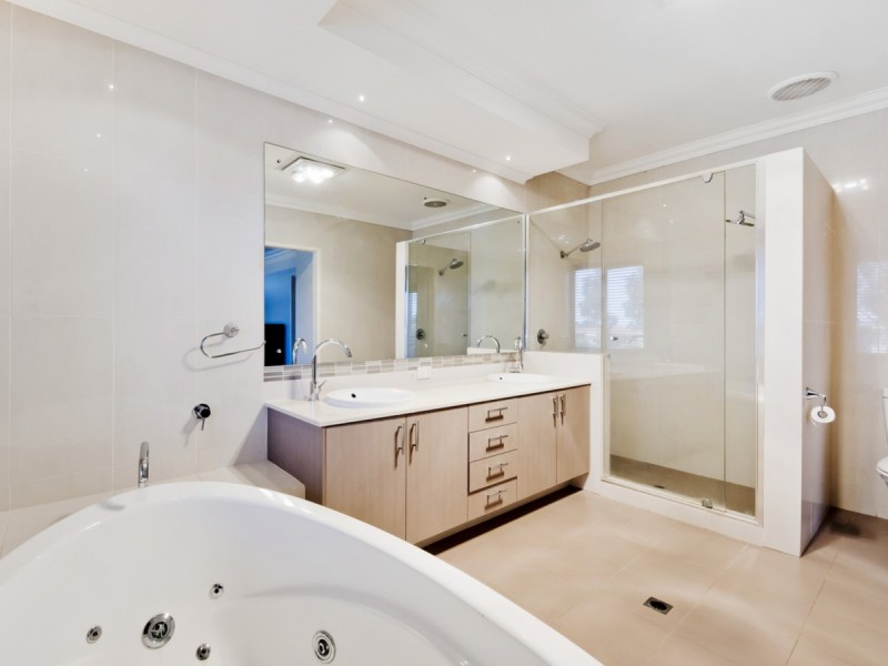 72 Moulden Avenue, Yokine WA 6060