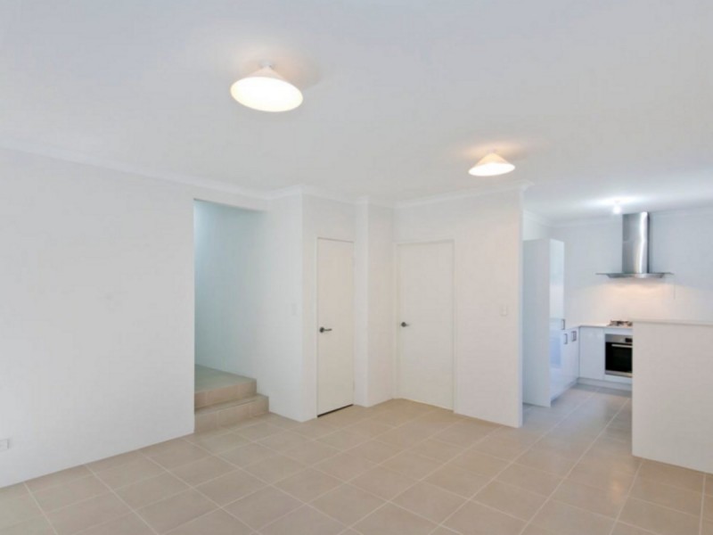 43B Loxwood Road, Balga WA 6061