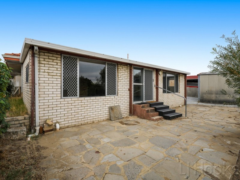 13 McCombe Avenue, Samson WA 6163