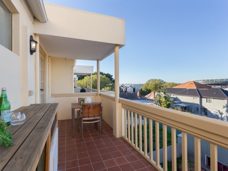 56/22 Nile Street, East Perth WA 6004