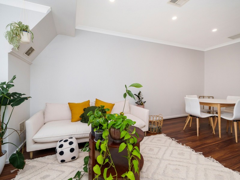 55/11 Regal Place, East Perth WA 6004