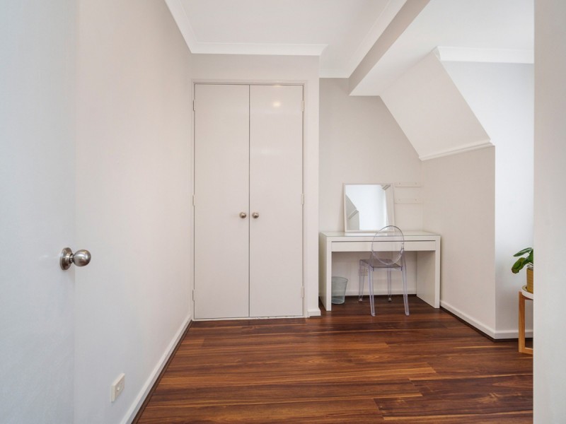 55/11 Regal Place, East Perth WA 6004