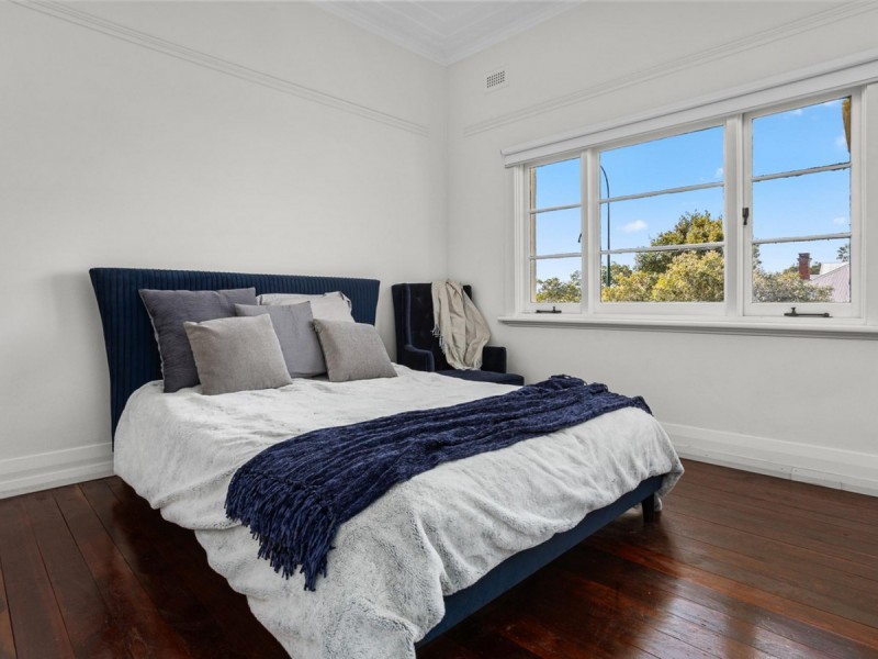 2/157 Cambridge Street, West Leederville WA 6007