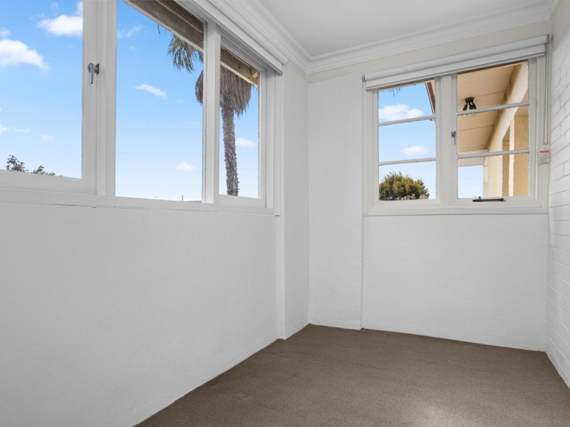 2/157 Cambridge Street, West Leederville WA 6007