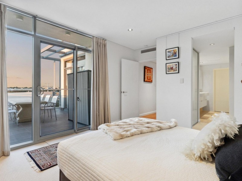 P1/47 Tully Road, East Perth WA 6004