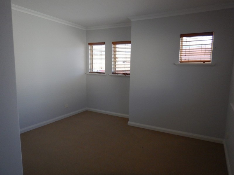 3/167 Stock Road, Palmyra WA 6157