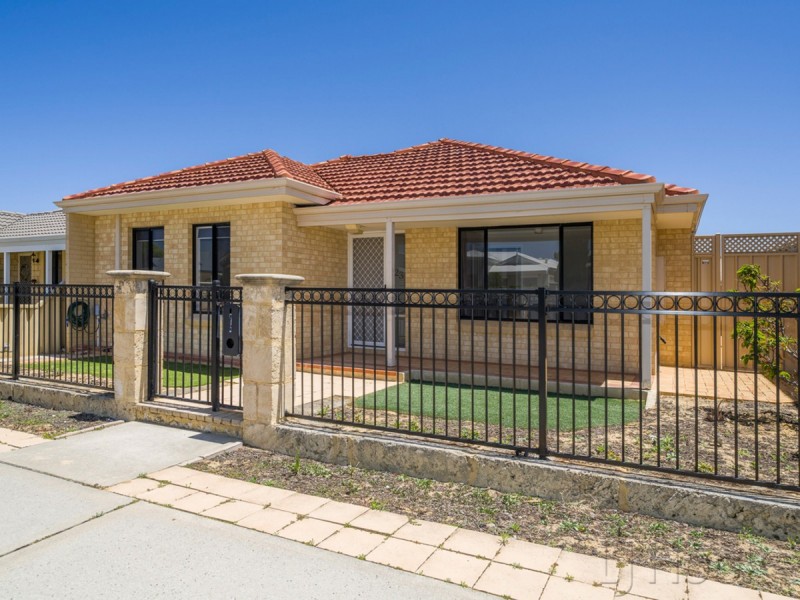 23 Ferryside Road, Butler WA 6036