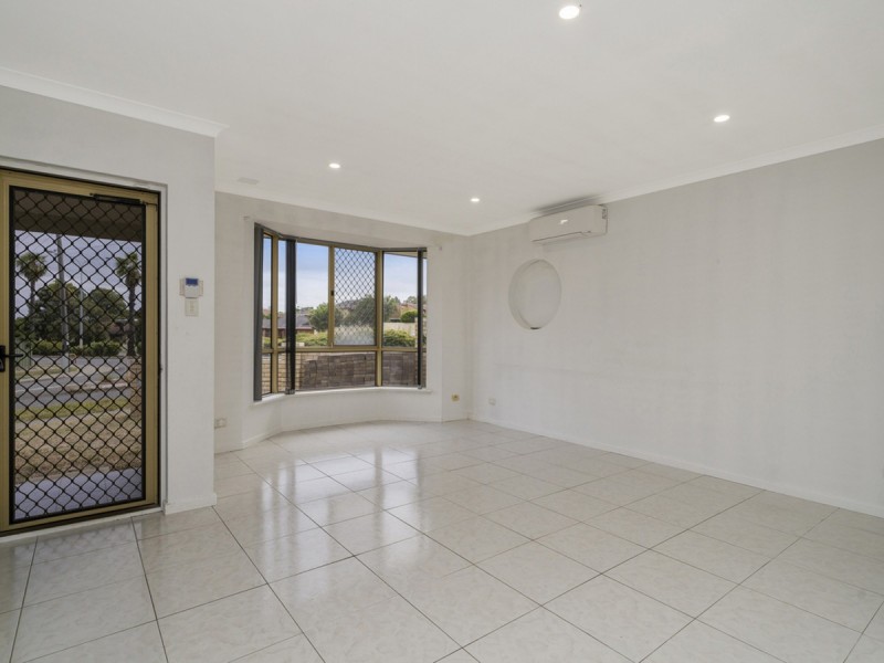 1/76 Wanneroo Road, Yokine WA 6060