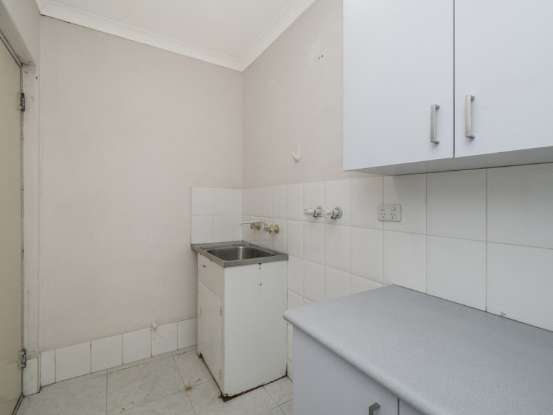 1/76 Wanneroo Road, Yokine WA 6060