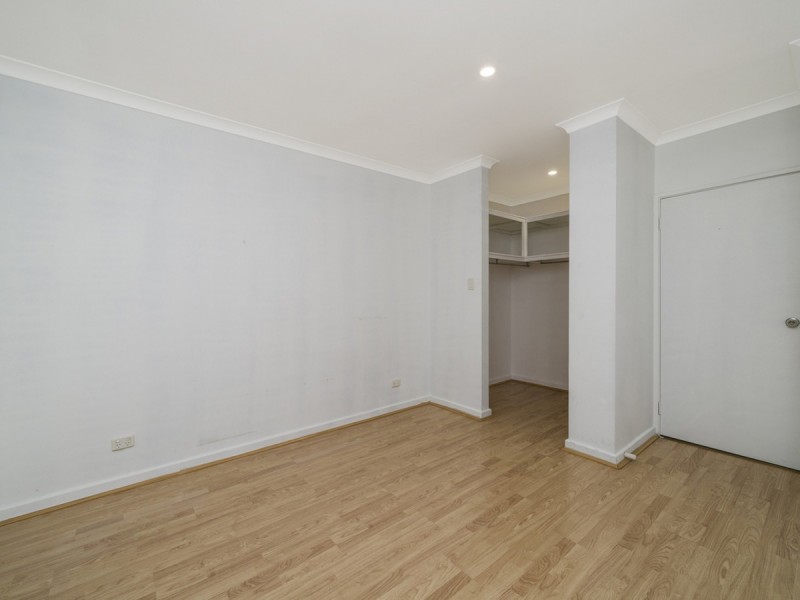 1/76 Wanneroo Road, Yokine WA 6060