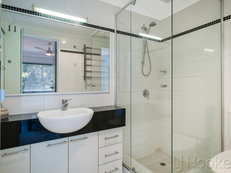 17/122 Mounts Bay Road, Perth WA 6000