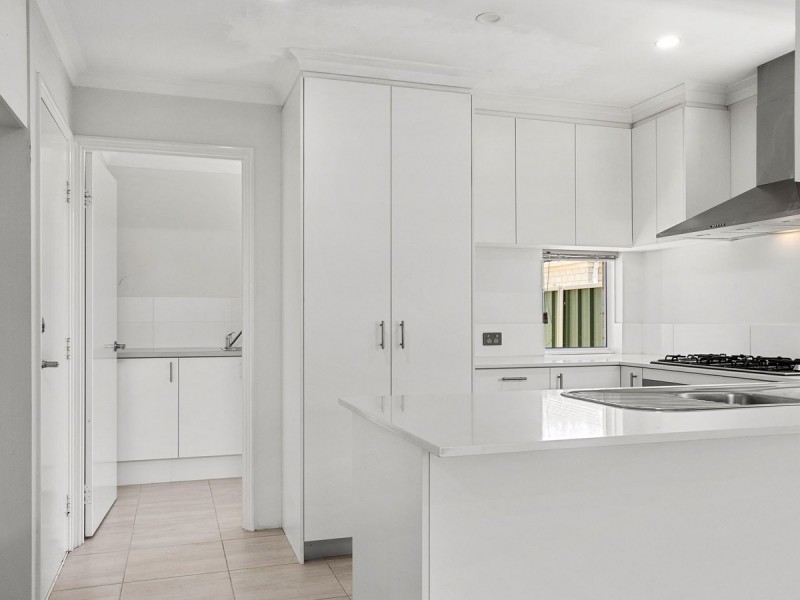 2/293 Keymer Street, Cloverdale WA 6105