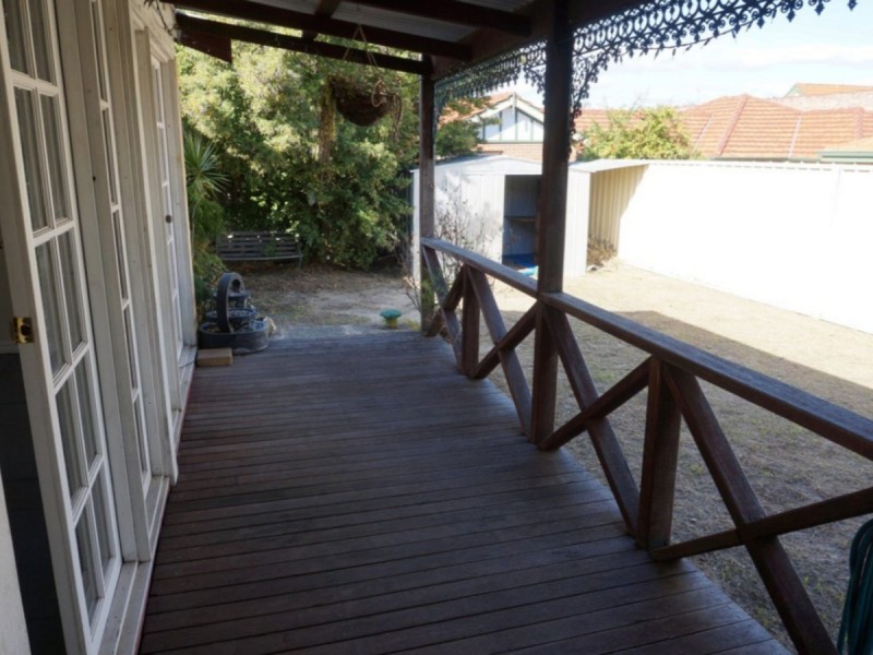 184 Royal Street, Yokine WA 6060