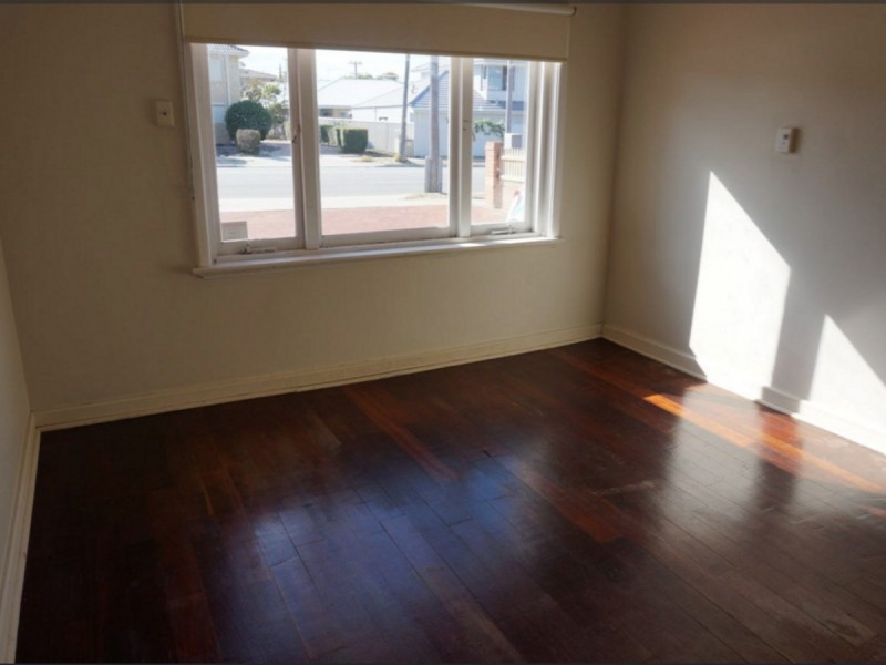 184 Royal Street, Yokine WA 6060