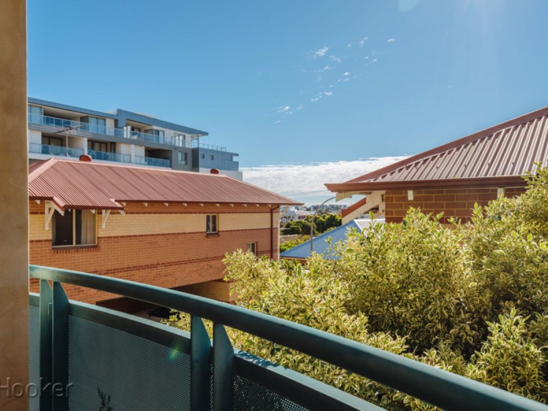 12/30 Bronte Street, East Perth WA 6004