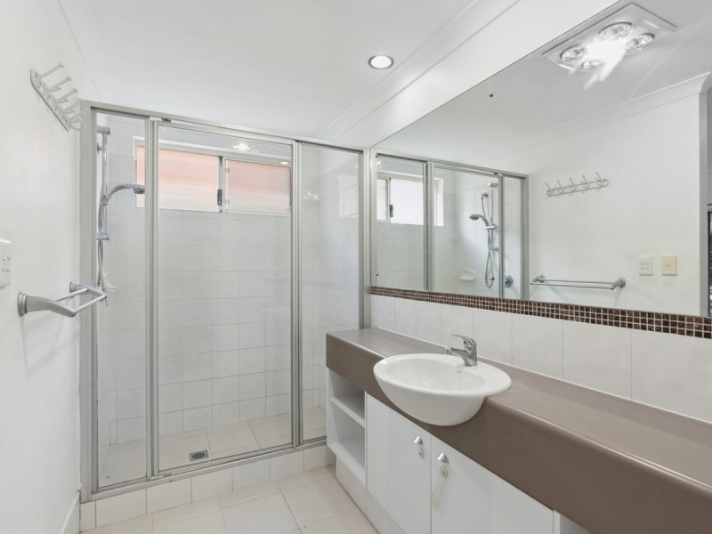 1/11 Miller Street, Victoria Park WA 6100