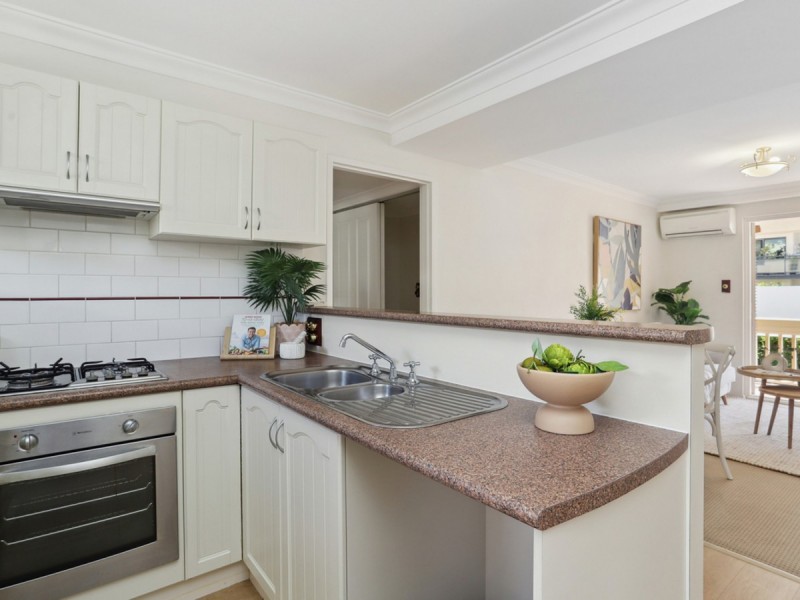 25/22 Nile Street, East Perth WA 6004