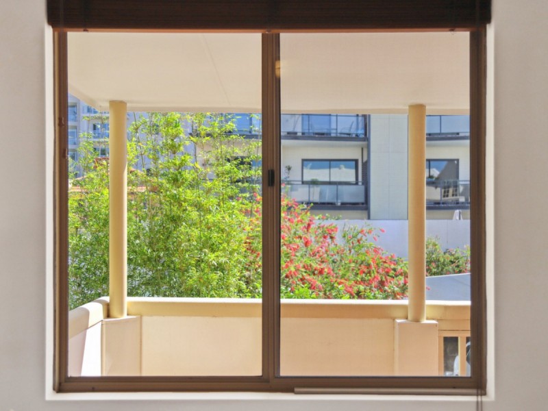 25/22 Nile Street, East Perth WA 6004