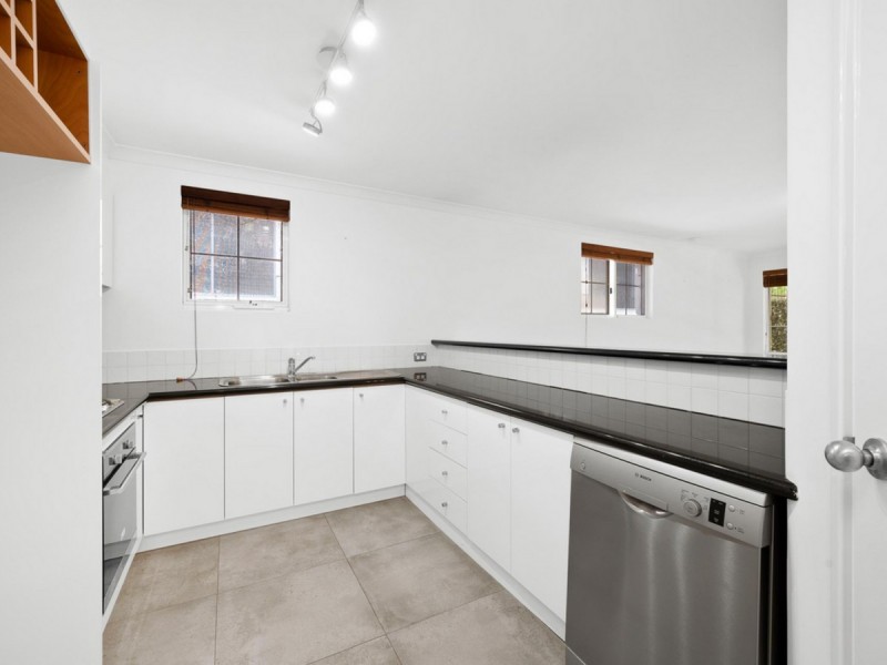7/32 Eastbrook Terrace, East Perth WA 6004