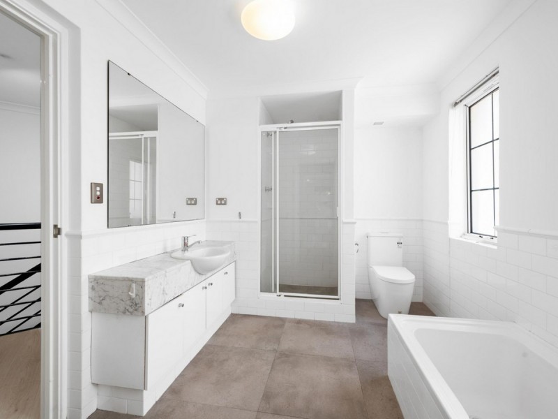 7/32 Eastbrook Terrace, East Perth WA 6004