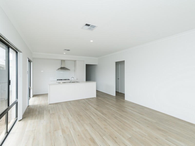 61 Butterleaf Avenue, Yanchep WA 6035