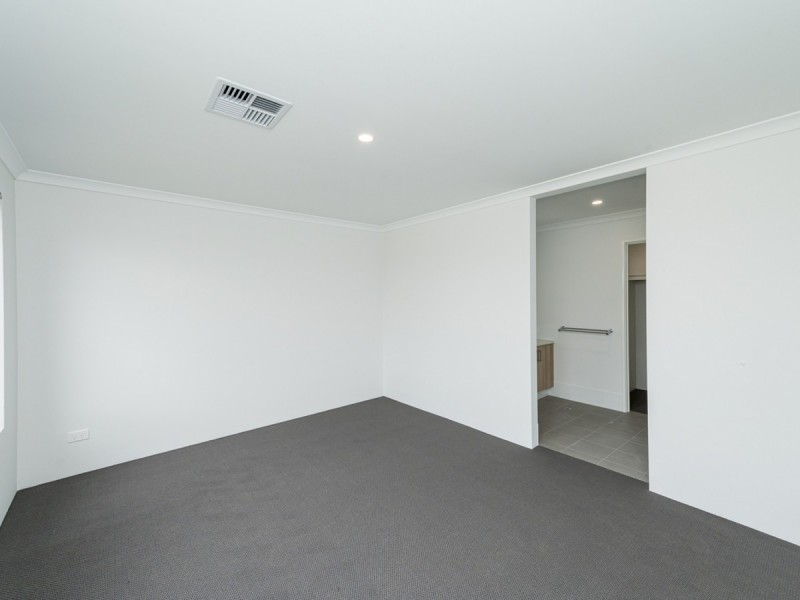 61 Butterleaf Avenue, Yanchep WA 6035