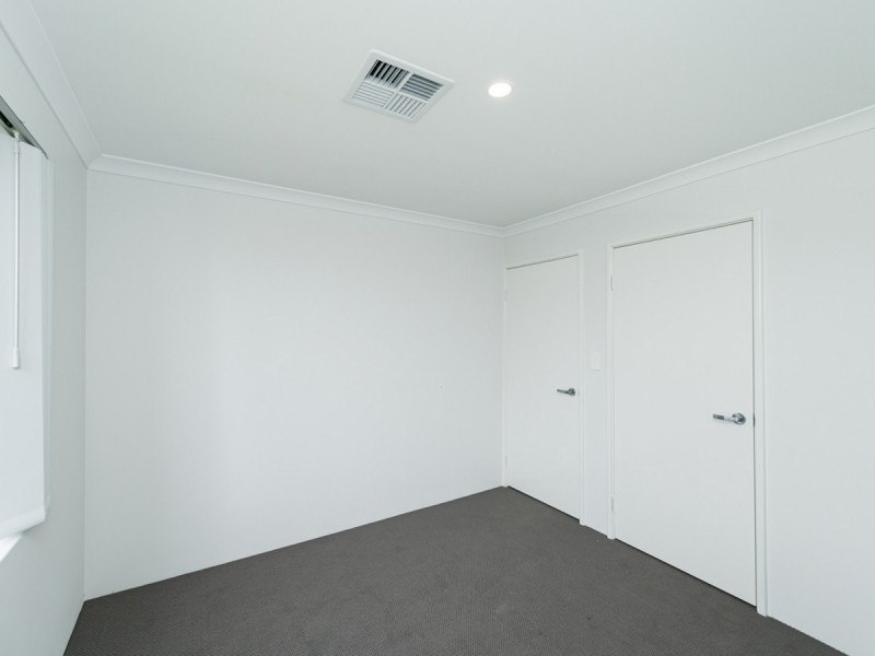 61 Butterleaf Avenue, Yanchep WA 6035