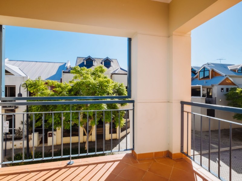 7/22 Saunders Street, East Perth WA 6004