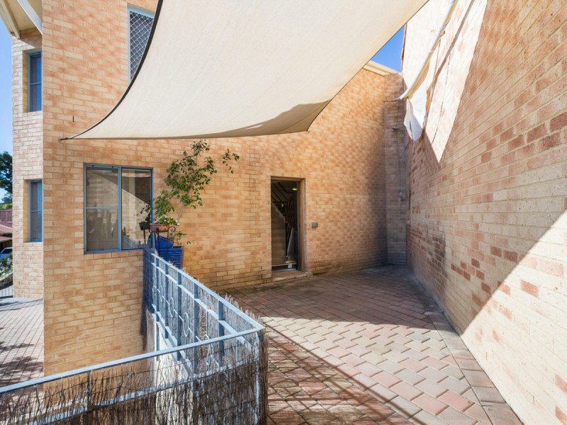 22/15 Boundary Road, Mosman Park WA 6012