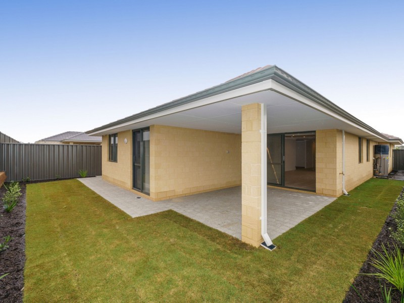 21 Karreen Way, South Guildford WA 6055