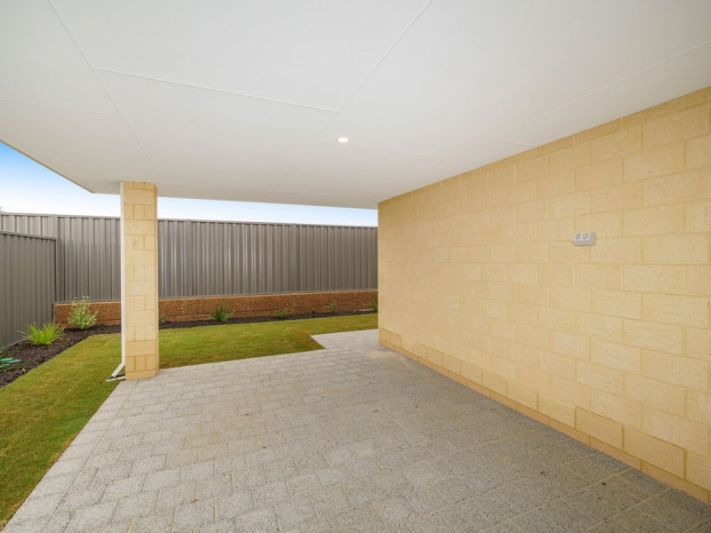 21 Karreen Way, South Guildford WA 6055