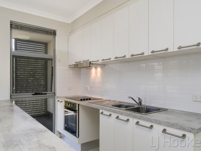 2/21 Harley Way, Medina WA 6167