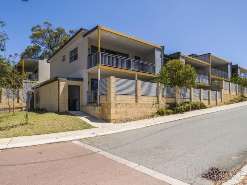 2/21 Harley Way, Medina WA 6167