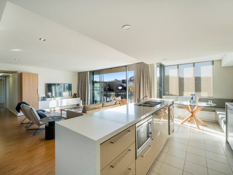 2/50 Royal Street, East Perth WA 6004
