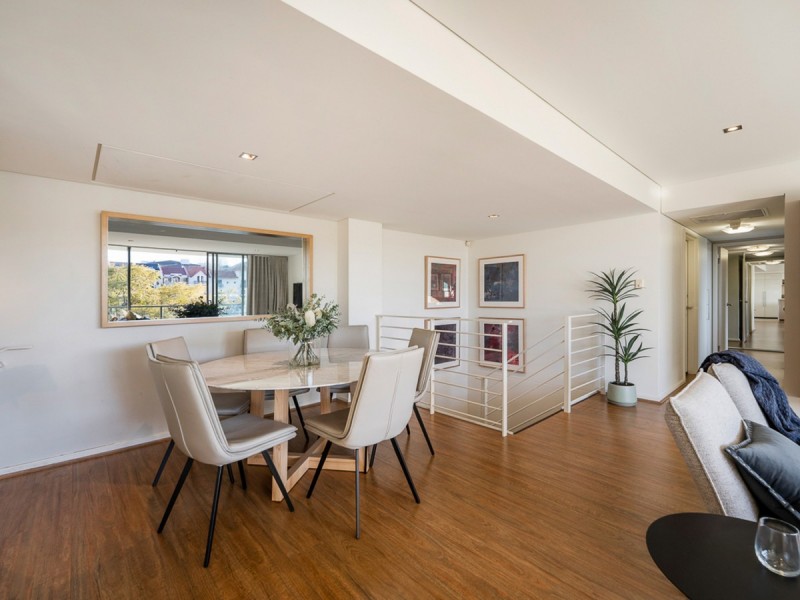 2/50 Royal Street, East Perth WA 6004