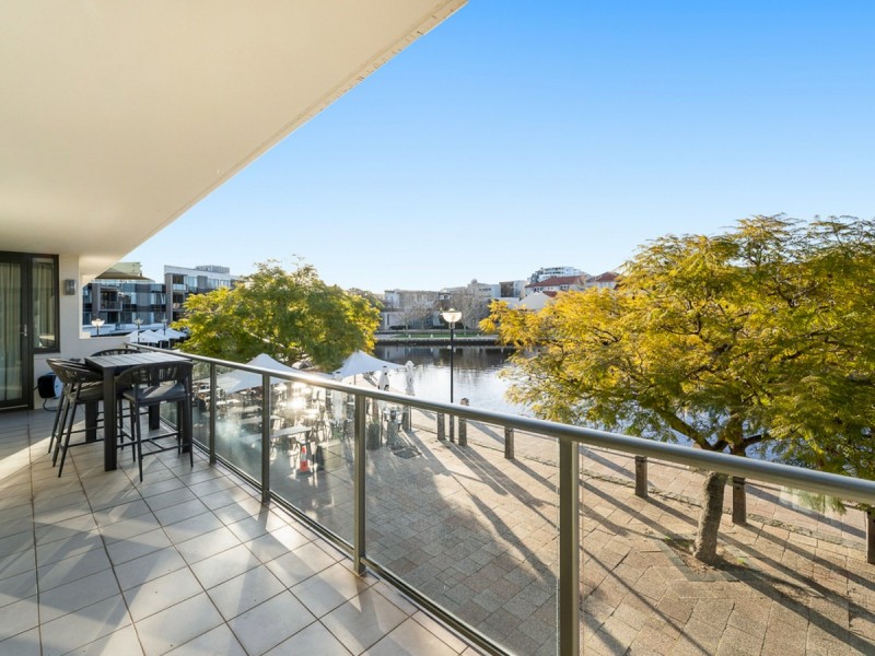 2/50 Royal Street, East Perth WA 6004
