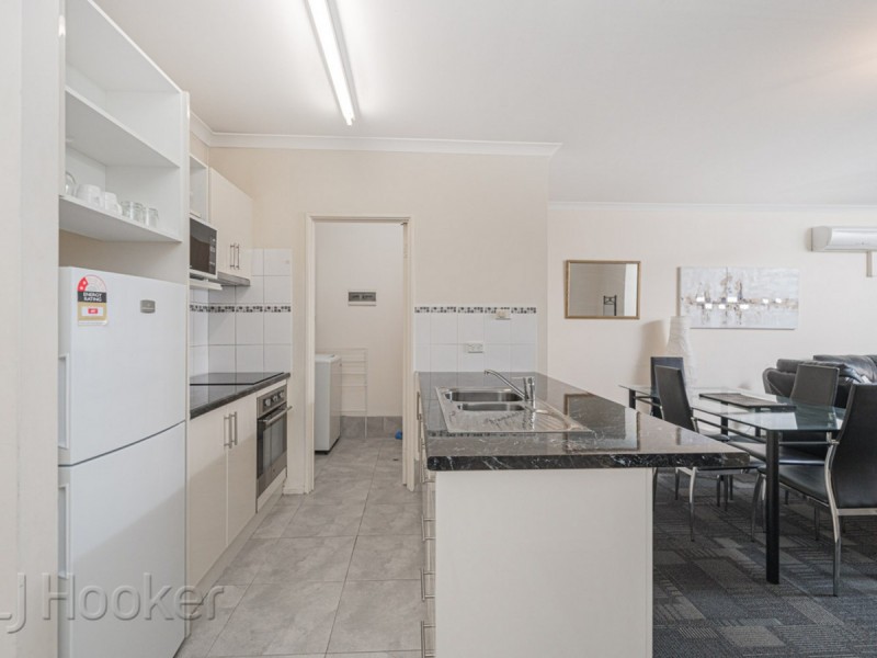 6/11 Regal Place, East Perth WA 6004