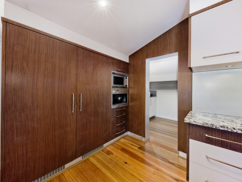 10 Douglas Avenue, Yokine WA 6060